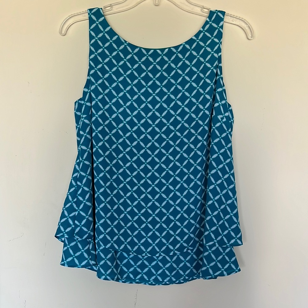 Worthington Size M Teal Top